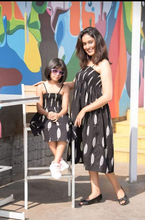 Load image into Gallery viewer, Mom and daughter combo collation Rayon Printed kurti