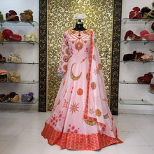 Load image into Gallery viewer, Alia Peach Digital Gown
