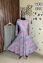 Load image into Gallery viewer, HEAVY MUSLIN WITH DIGITAL PRINT KURTI