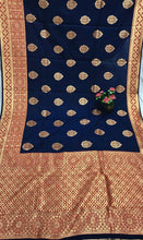 Load image into Gallery viewer, Banasari Handloom Weaving Silk Saree