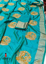 Load image into Gallery viewer, ROUND SHAPE PEACOCK EMBROIDERY WORK SAREE