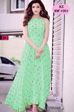 Load image into Gallery viewer, Heavy Reyon With Beautiful Digital Print Kurti