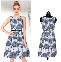 Load image into Gallery viewer, Exclusive New Designer Gown