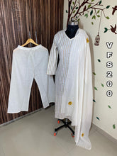 Load image into Gallery viewer, HEAVY KHADI COTTON WITH GOLD PRINT WHITE KURTI