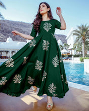 Load image into Gallery viewer, BEAUTIFUL RAYON KURTIS WITH GOLD BLOCK PRINT