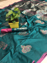 Load image into Gallery viewer, Beautiful For Every Woman  Drep Saree Soft Banarasi Silk